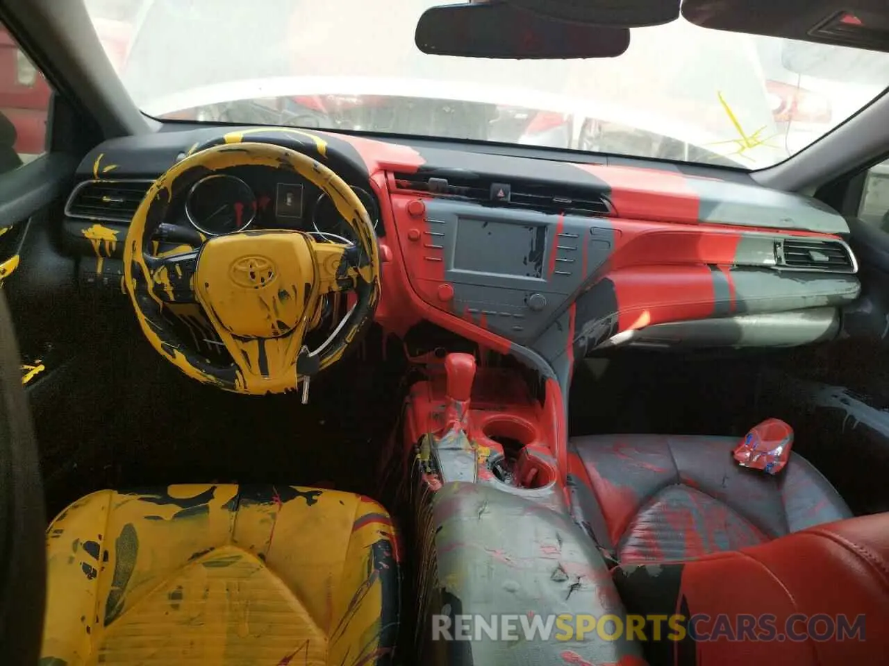 8 Photograph of a damaged car 4T1B11HK6KU793927 TOYOTA CAMRY 2019