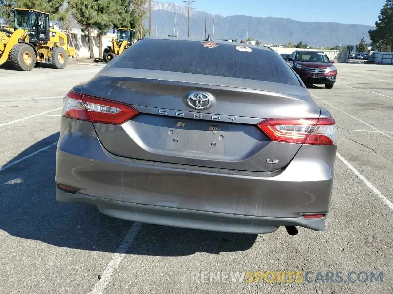 6 Фотография поврежденного автомобиля 4T1B11HK6KU807681 TOYOTA CAMRY 2019
