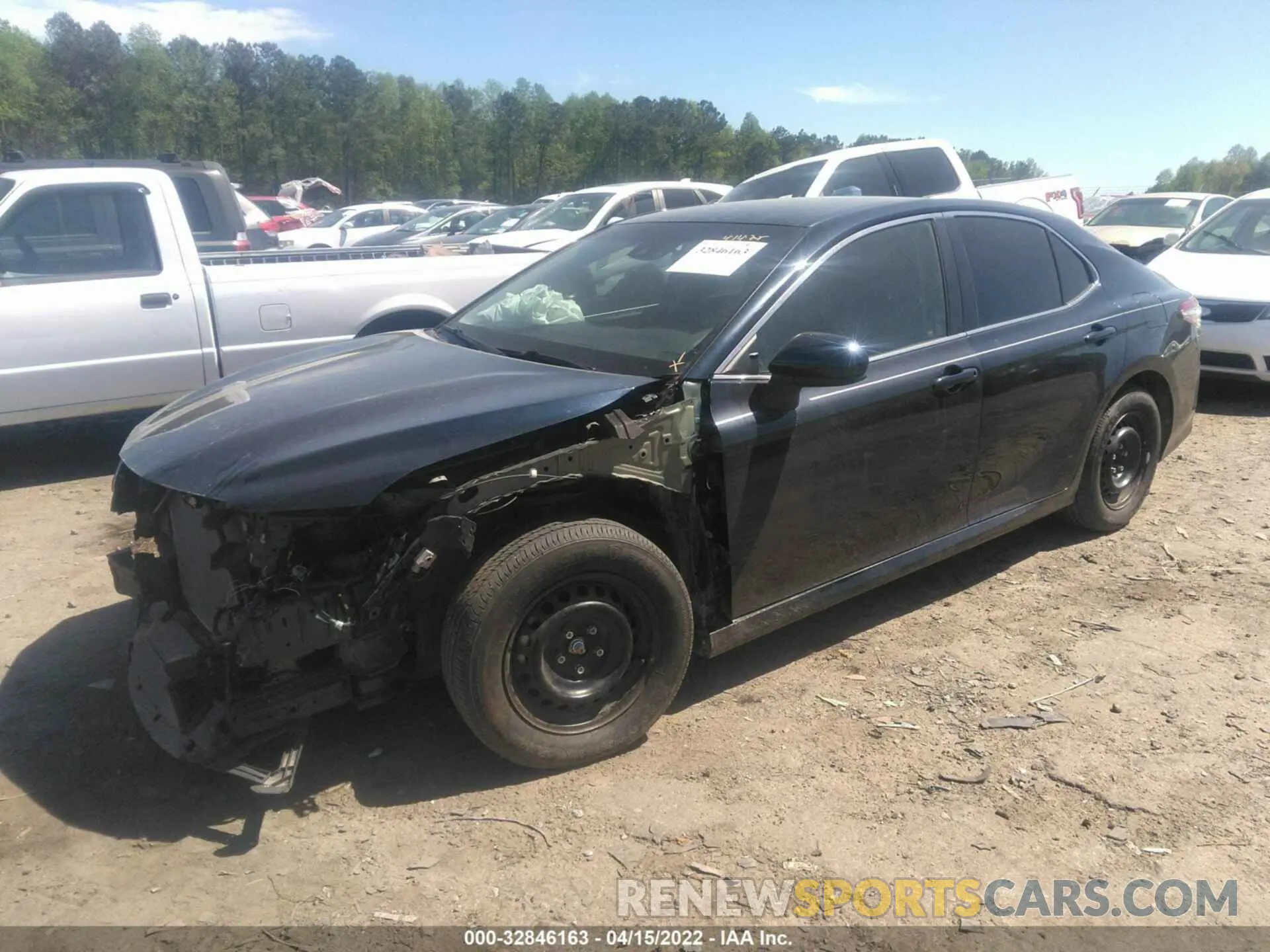 2 Фотография поврежденного автомобиля 4T1B11HK6KU809656 TOYOTA CAMRY 2019