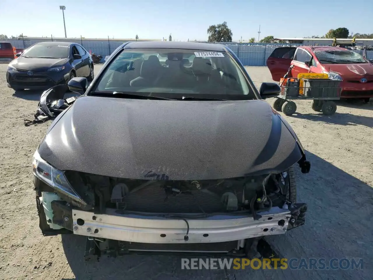 5 Photograph of a damaged car 4T1B11HK6KU812623 TOYOTA CAMRY 2019
