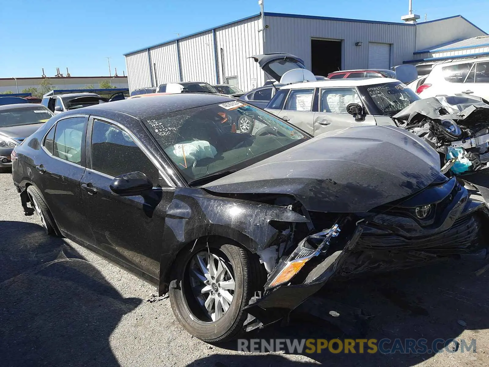 1 Photograph of a damaged car 4T1B11HK6KU824464 TOYOTA CAMRY 2019