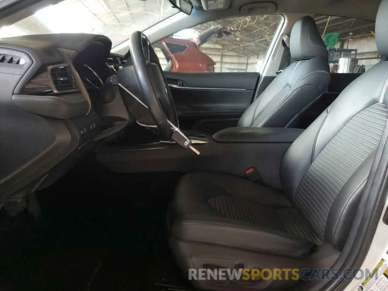 7 Photograph of a damaged car 4T1B11HK6KU829972 TOYOTA CAMRY 2019