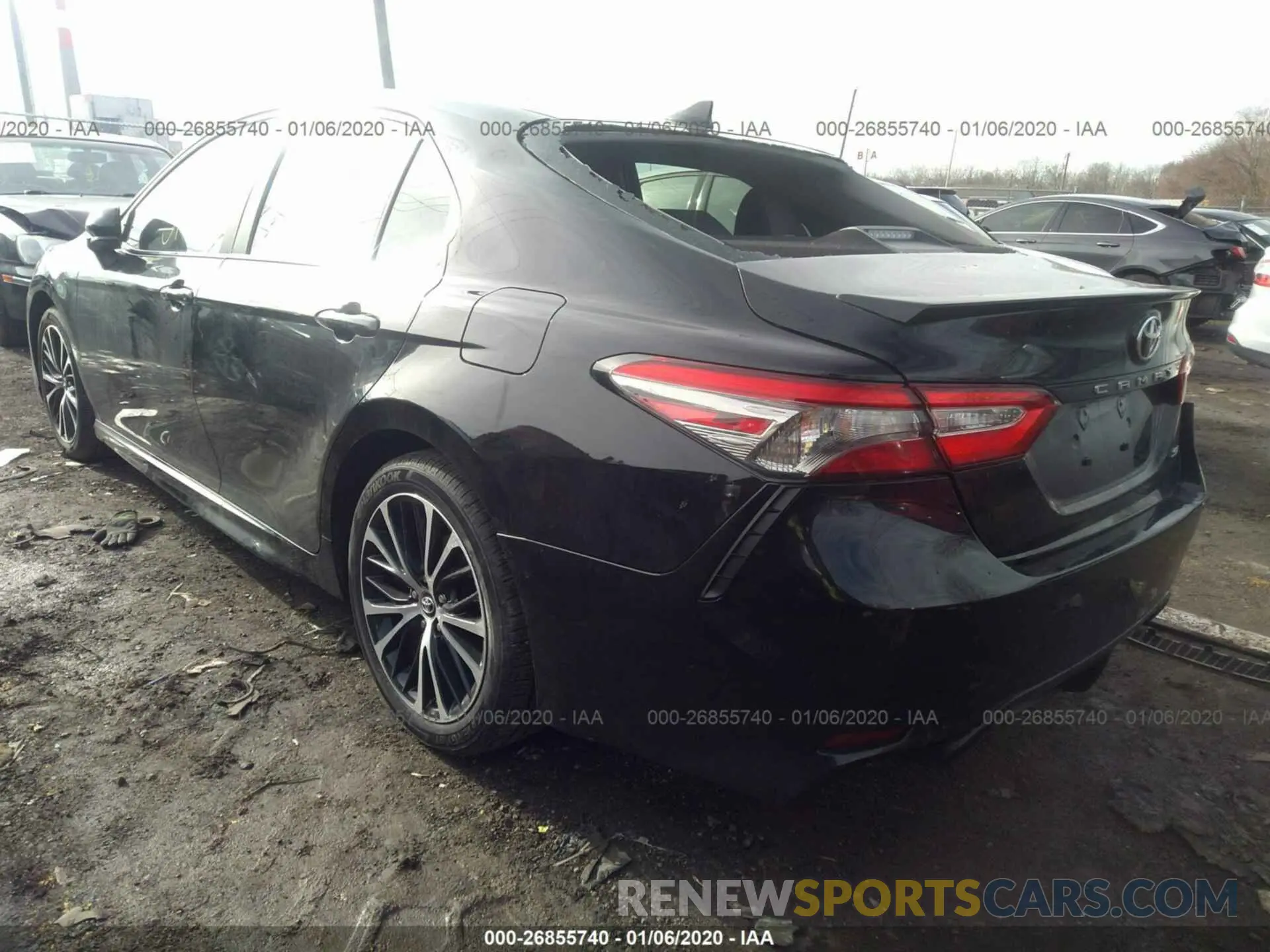3 Photograph of a damaged car 4T1B11HK6KU831317 TOYOTA CAMRY 2019