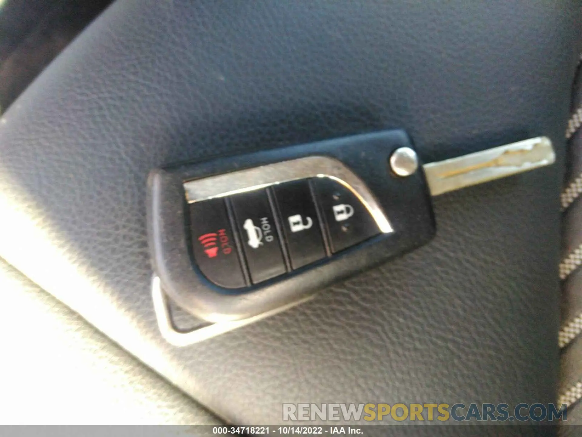 11 Фотография поврежденного автомобиля 4T1B11HK6KU833813 TOYOTA CAMRY 2019