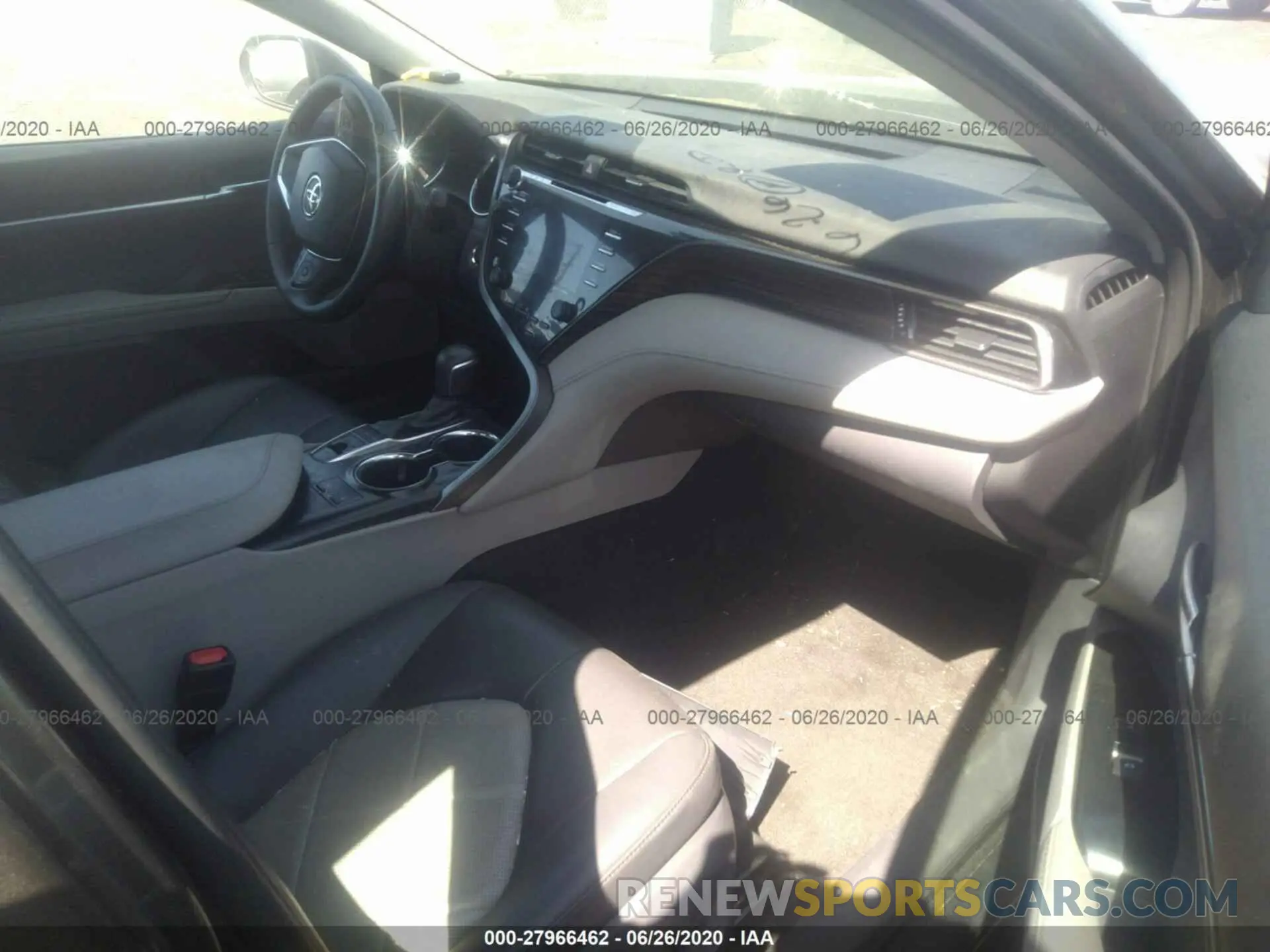 5 Photograph of a damaged car 4T1B11HK6KU837392 TOYOTA CAMRY 2019