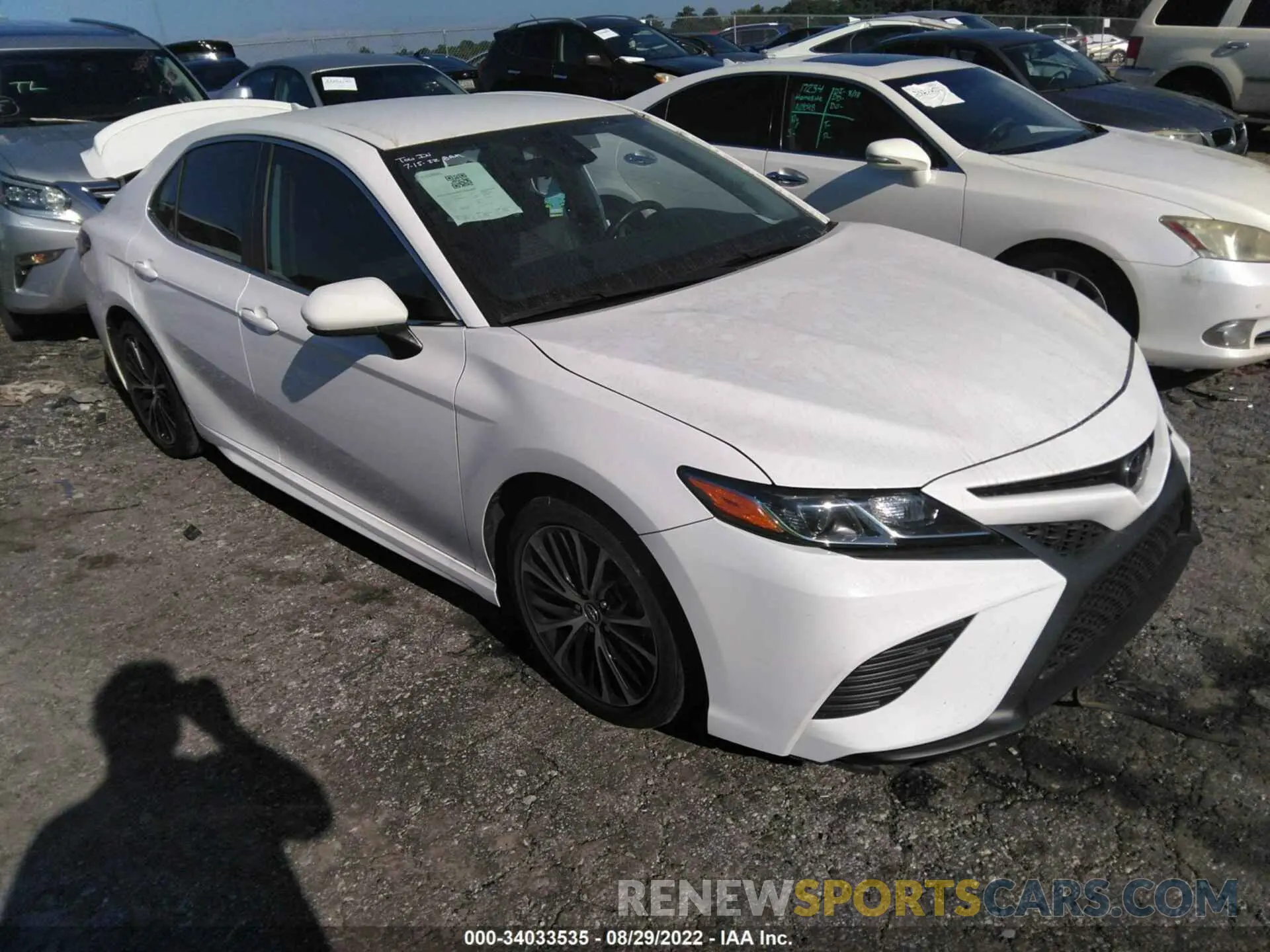 1 Photograph of a damaged car 4T1B11HK6KU839496 TOYOTA CAMRY 2019