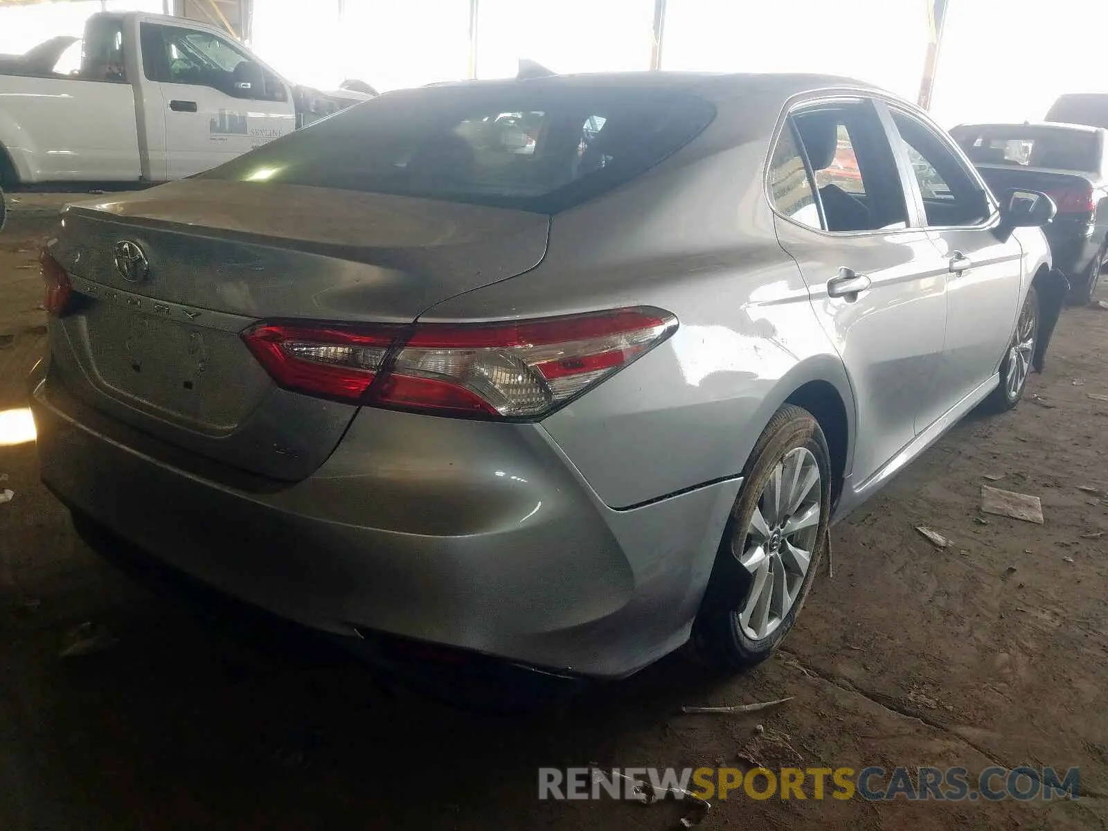 4 Photograph of a damaged car 4T1B11HK6KU843242 TOYOTA CAMRY 2019