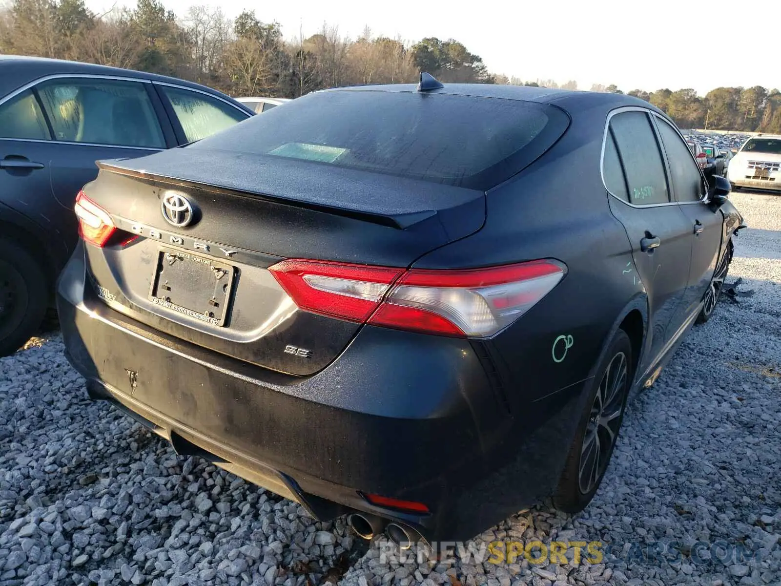 4 Photograph of a damaged car 4T1B11HK6KU850806 TOYOTA CAMRY 2019