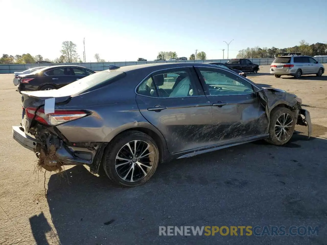 3 Photograph of a damaged car 4T1B11HK6KU855794 TOYOTA CAMRY 2019