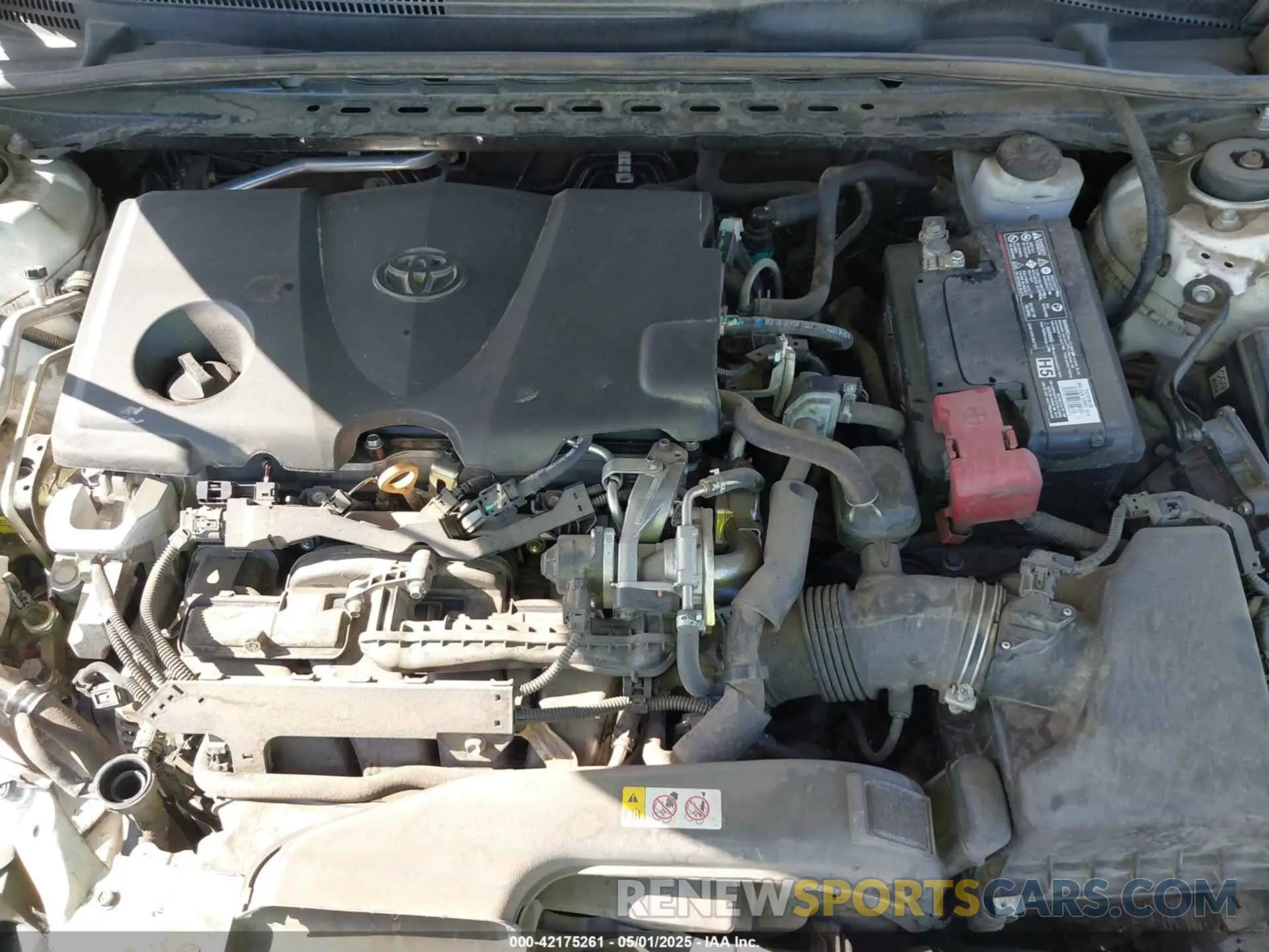 10 Photograph of a damaged car 4T1B11HK7KU161521 TOYOTA CAMRY 2019