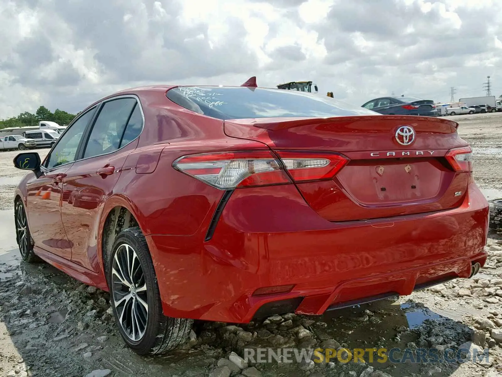 3 Photograph of a damaged car 4T1B11HK7KU186497 TOYOTA CAMRY 2019