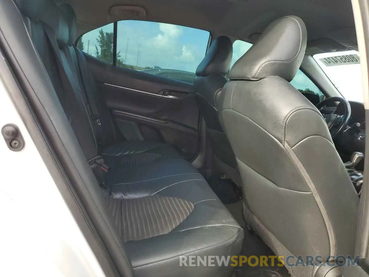 10 Фотография поврежденного автомобиля 4T1B11HK7KU199217 TOYOTA CAMRY 2019