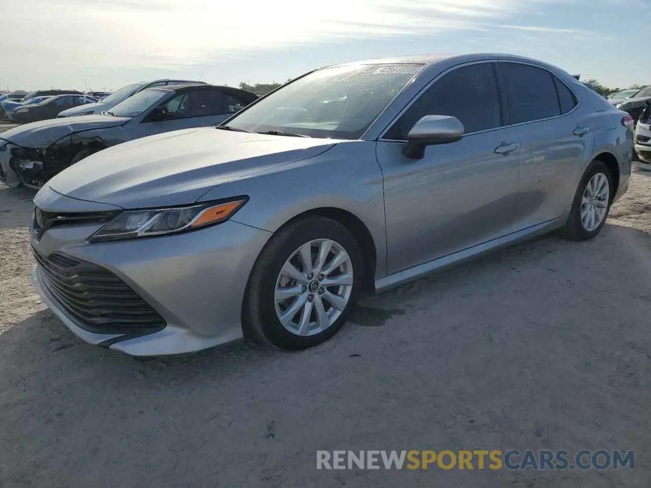 1 Фотография поврежденного автомобиля 4T1B11HK7KU200253 TOYOTA CAMRY 2019