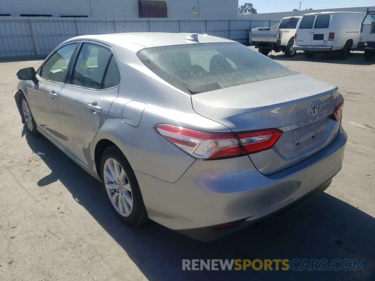 3 Photograph of a damaged car 4T1B11HK7KU204366 TOYOTA CAMRY 2019