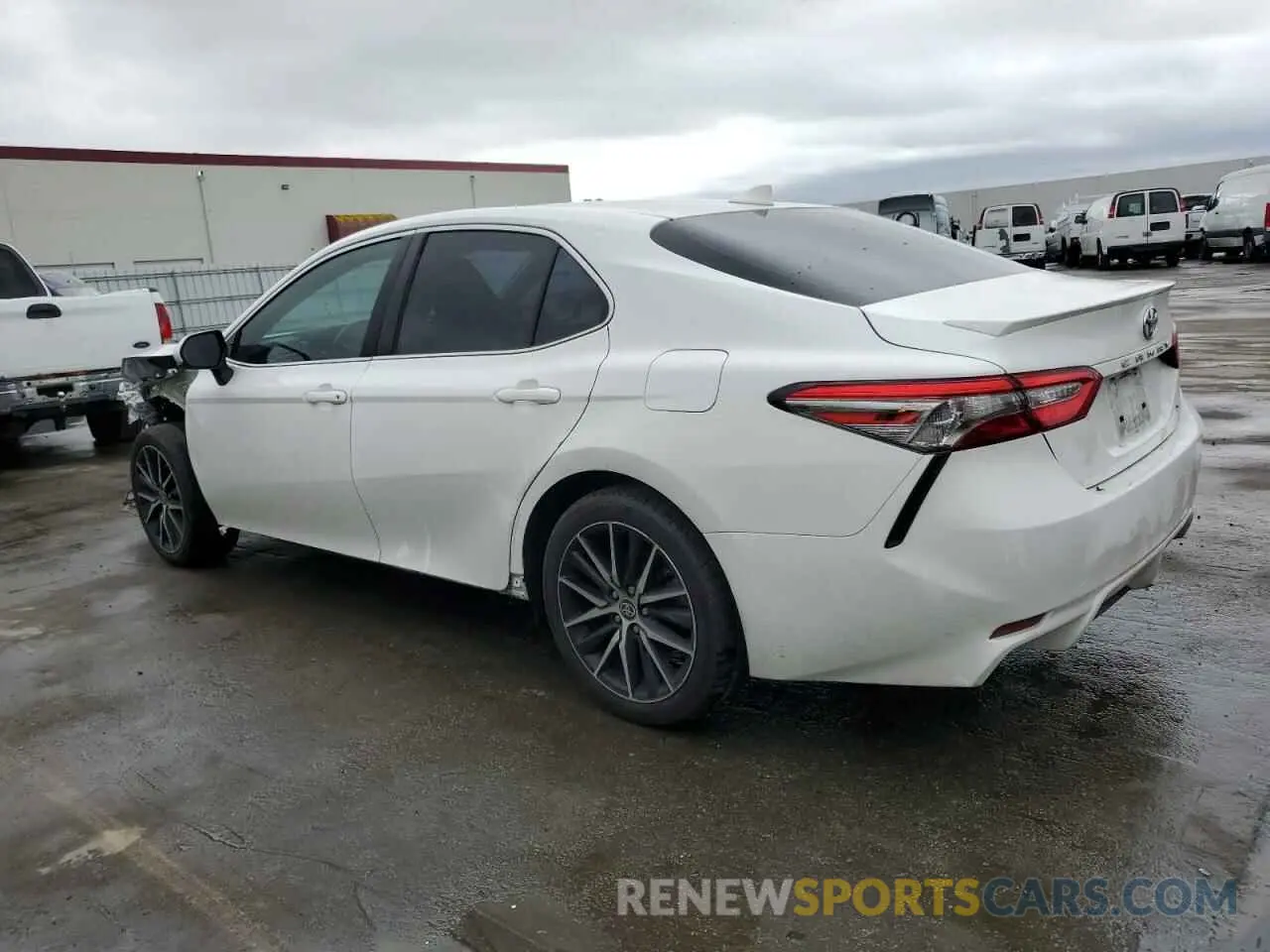 2 Photograph of a damaged car 4T1B11HK7KU204982 TOYOTA CAMRY 2019