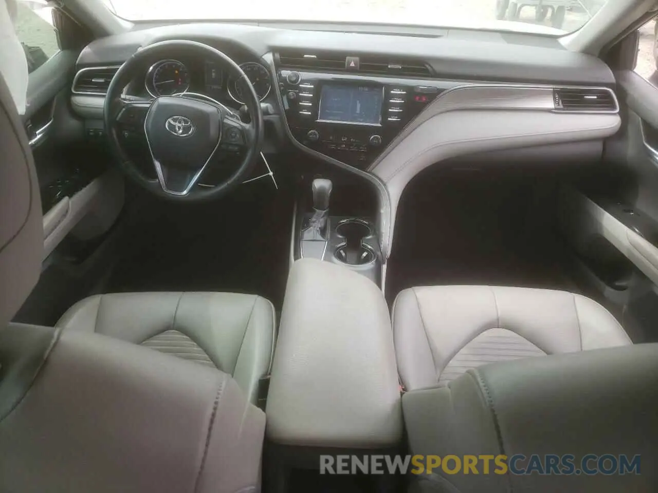 8 Photograph of a damaged car 4T1B11HK7KU220048 TOYOTA CAMRY 2019