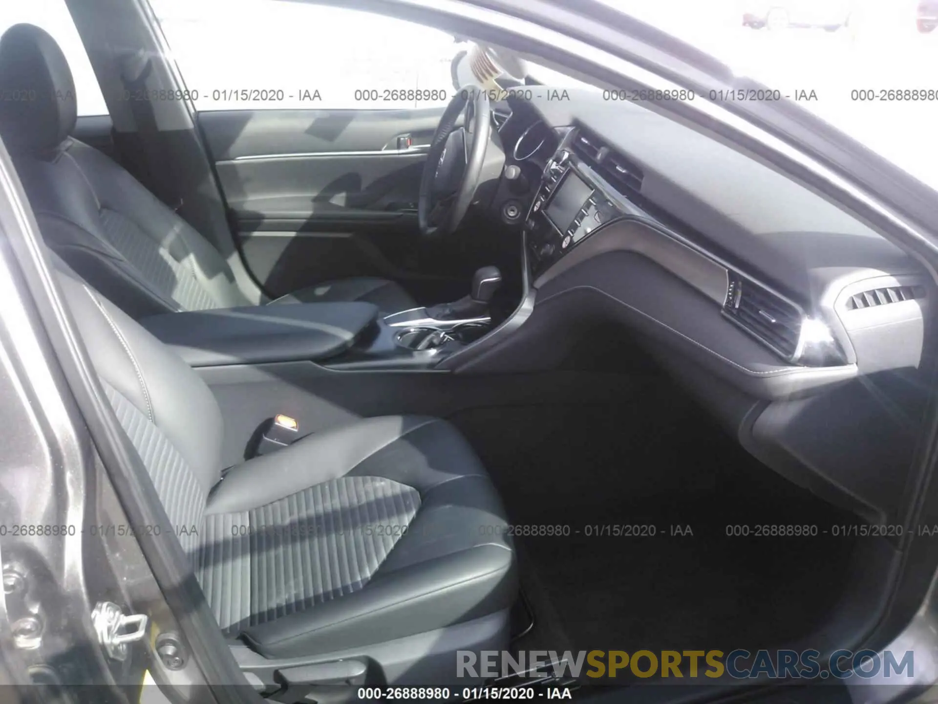 5 Photograph of a damaged car 4T1B11HK7KU227470 TOYOTA CAMRY 2019