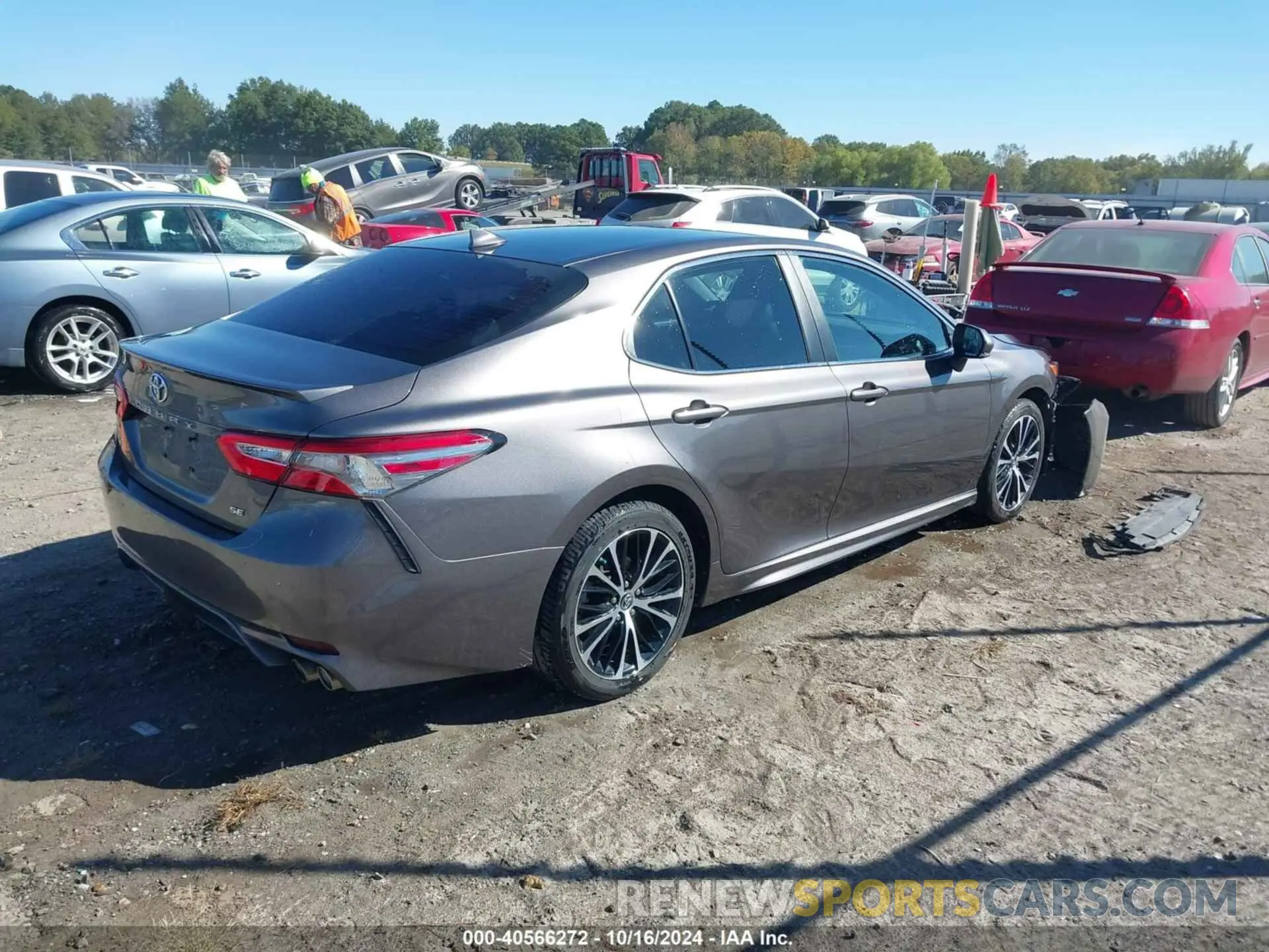 4 Фотография поврежденного автомобиля 4T1B11HK7KU244964 TOYOTA CAMRY 2019