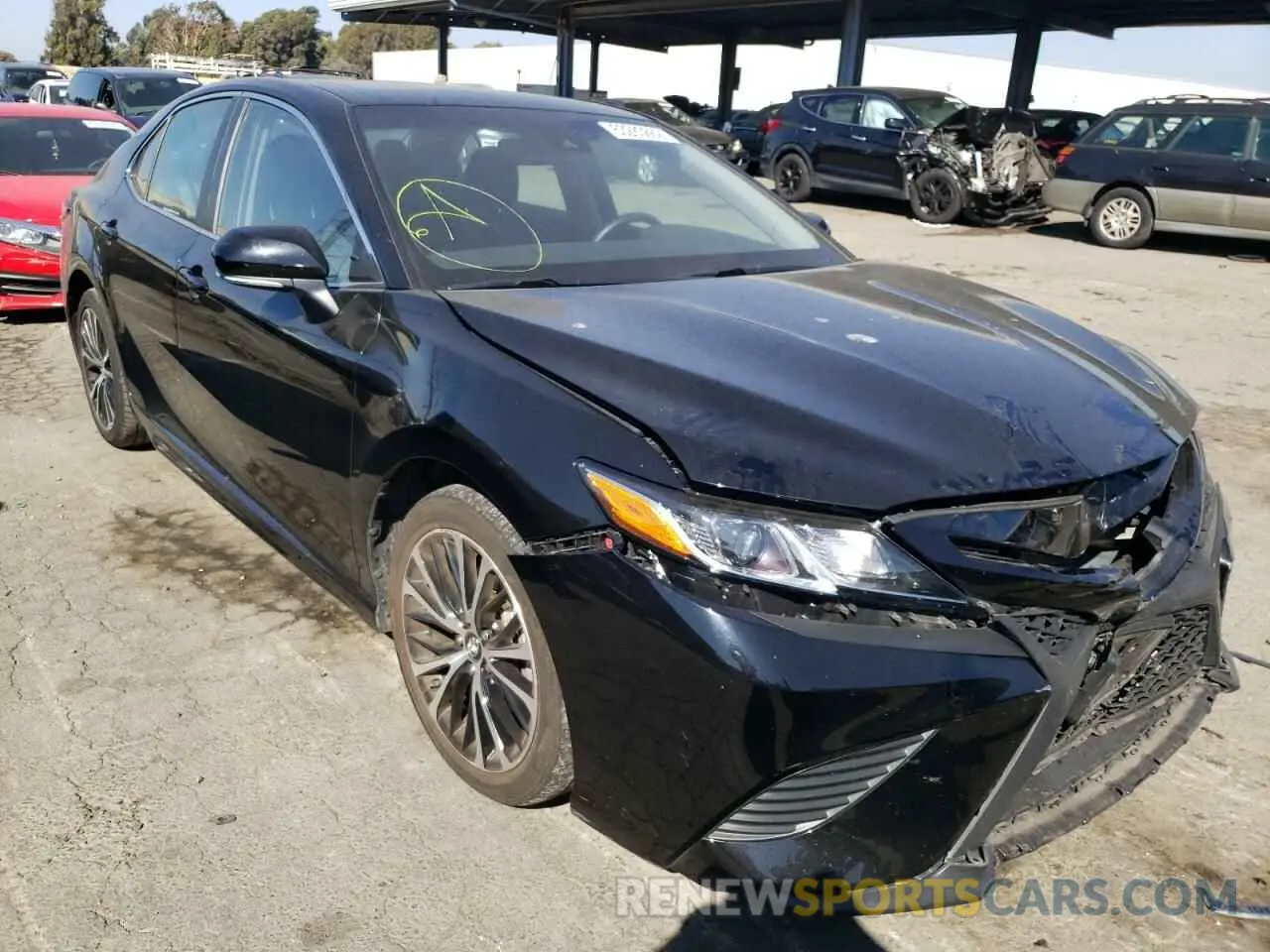 1 Фотография поврежденного автомобиля 4T1B11HK7KU245337 TOYOTA CAMRY 2019