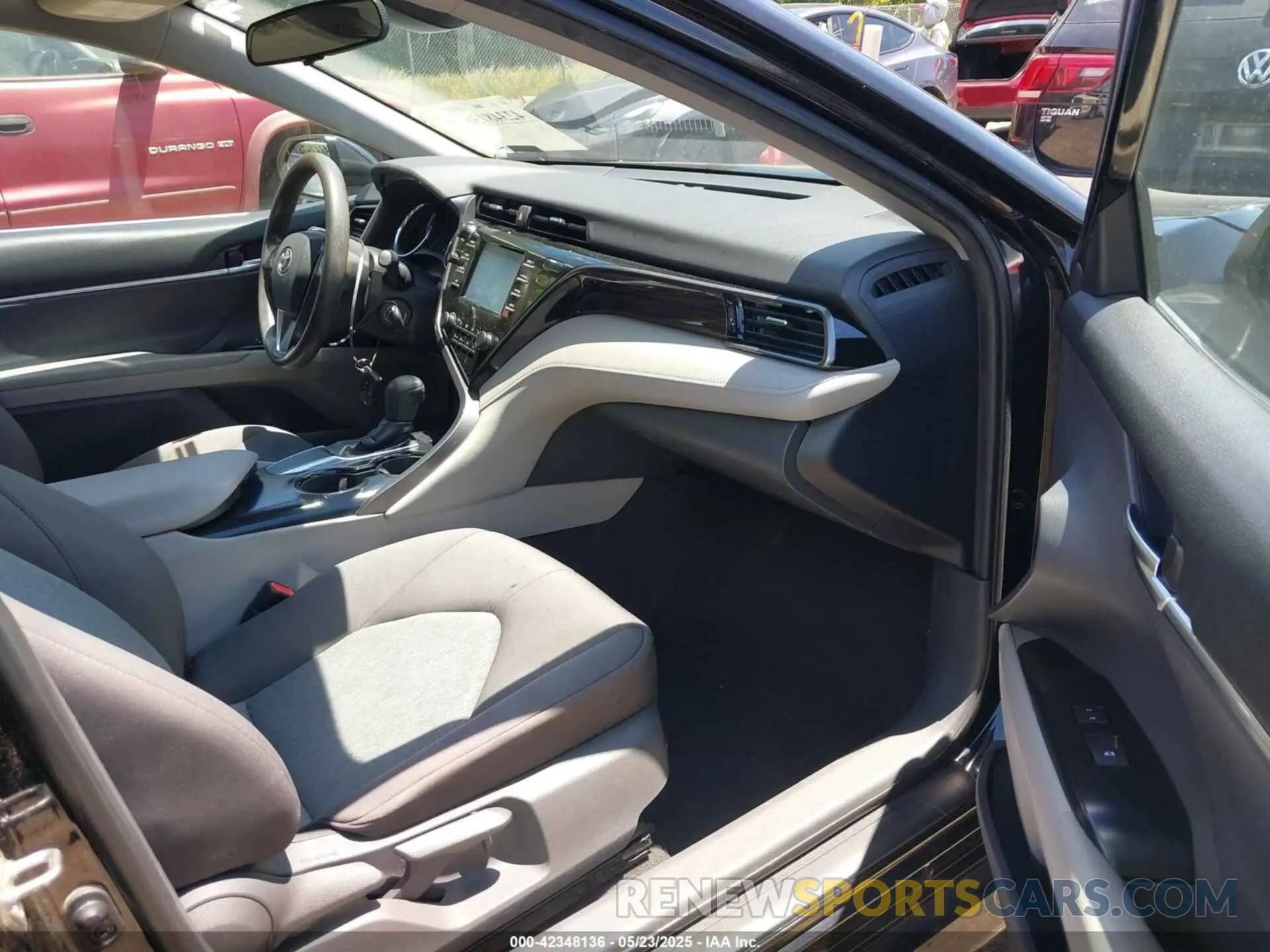 5 Photograph of a damaged car 4T1B11HK7KU254412 TOYOTA CAMRY 2019