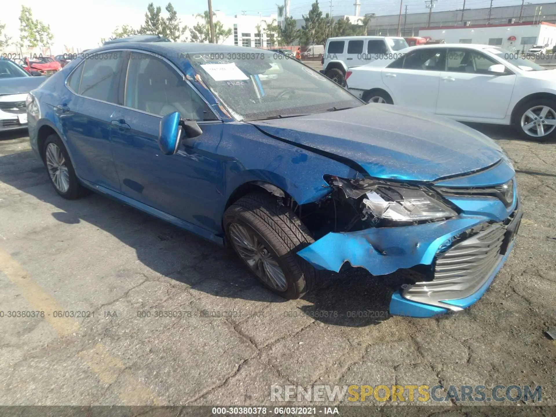 1 Photograph of a damaged car 4T1B11HK7KU255382 TOYOTA CAMRY 2019