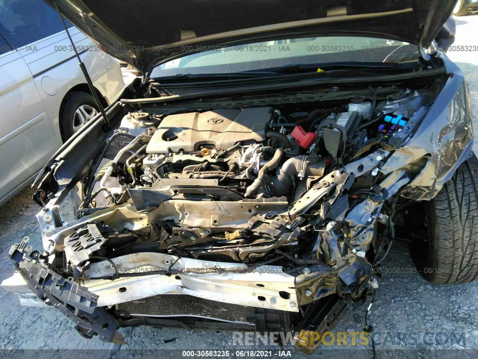 10 Photograph of a damaged car 4T1B11HK7KU255978 TOYOTA CAMRY 2019