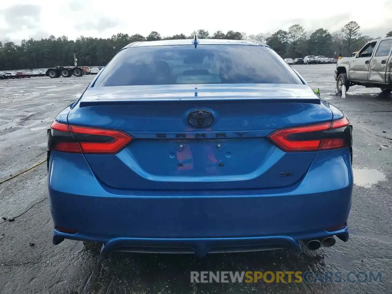 6 Photograph of a damaged car 4T1B11HK7KU259948 TOYOTA CAMRY 2019