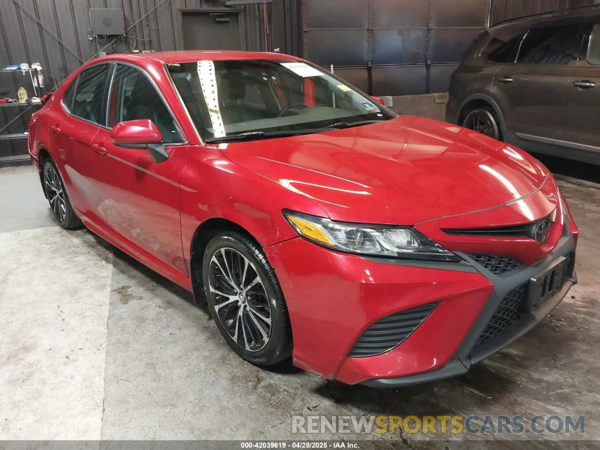 1 Photograph of a damaged car 4T1B11HK7KU271937 TOYOTA CAMRY 2019