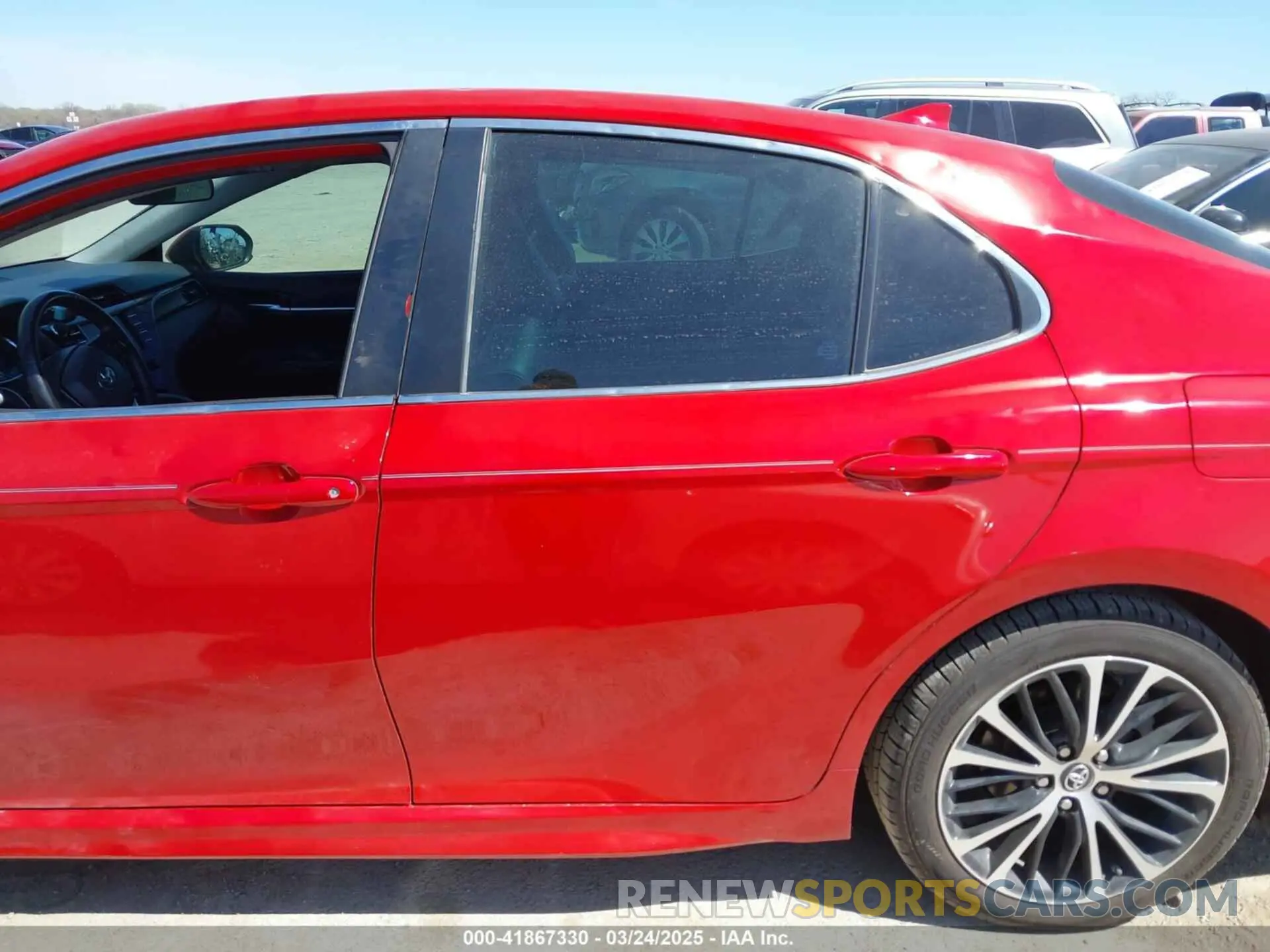 14 Photograph of a damaged car 4T1B11HK7KU280914 TOYOTA CAMRY 2019