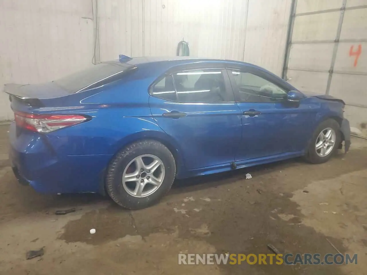 3 Фотография поврежденного автомобиля 4T1B11HK7KU286616 TOYOTA CAMRY 2019