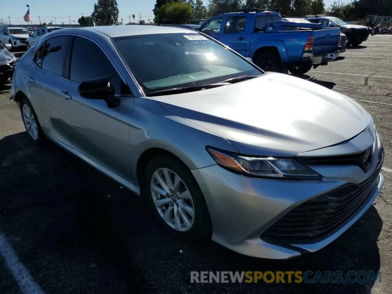 4 Photograph of a damaged car 4T1B11HK7KU286678 TOYOTA CAMRY 2019