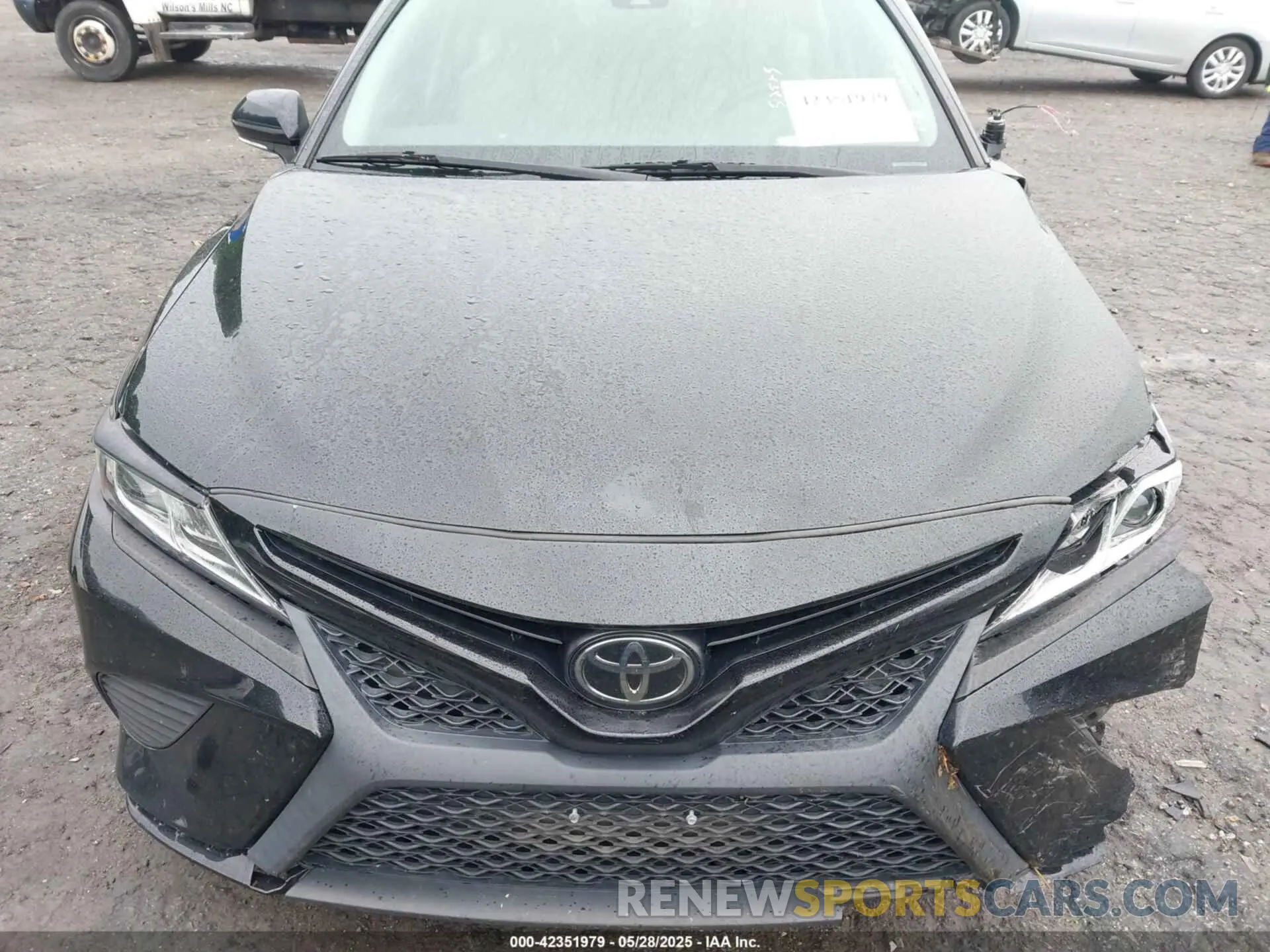 12 Фотография поврежденного автомобиля 4T1B11HK7KU681167 TOYOTA CAMRY 2019