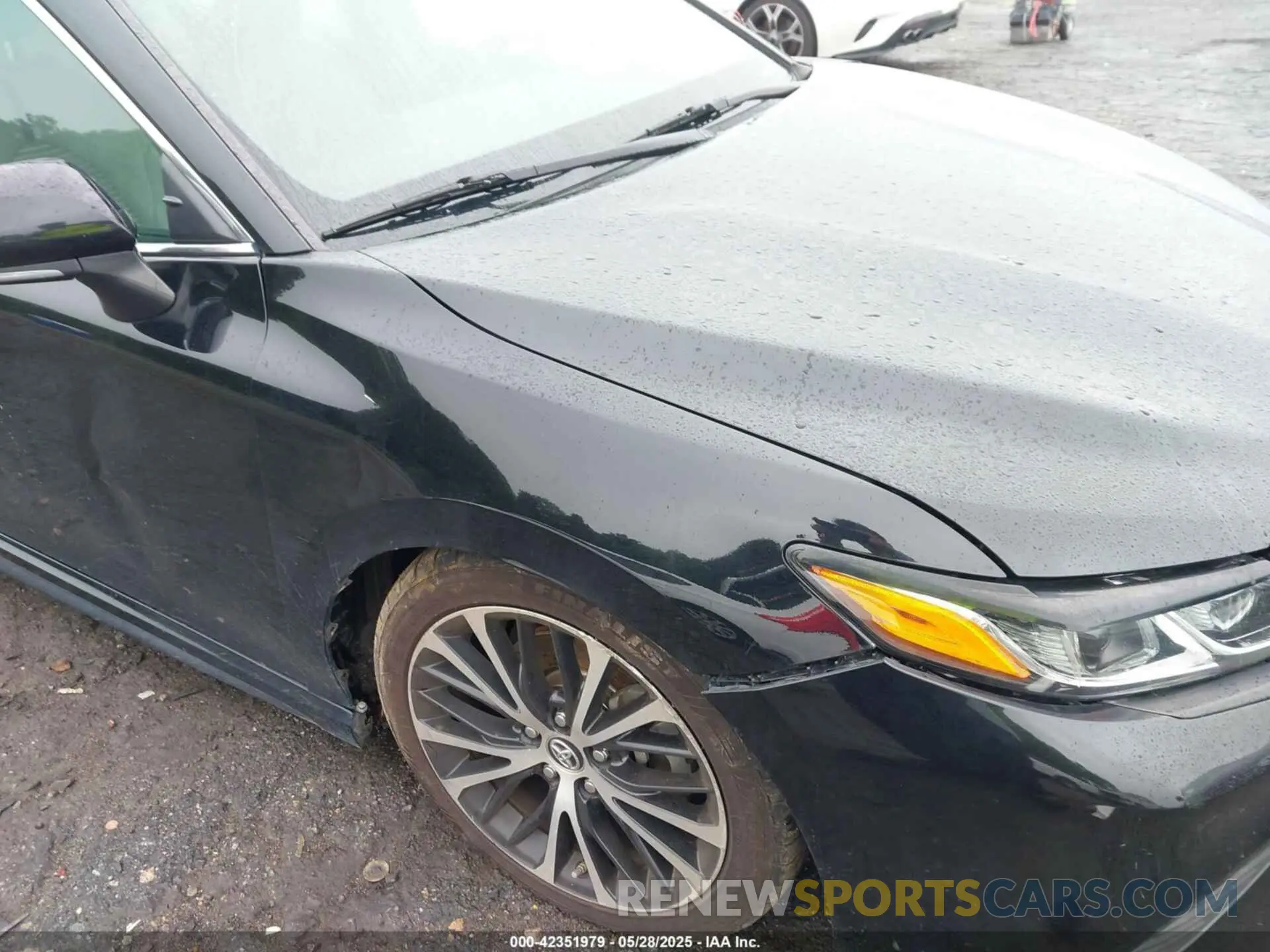 19 Фотография поврежденного автомобиля 4T1B11HK7KU681167 TOYOTA CAMRY 2019