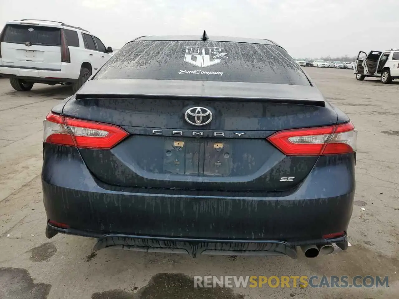 6 Photograph of a damaged car 4T1B11HK7KU682190 TOYOTA CAMRY 2019