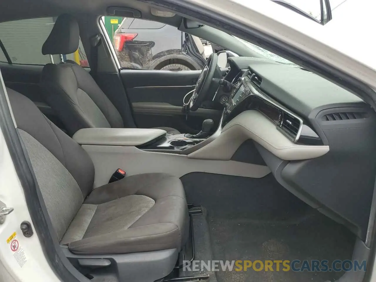 7 Photograph of a damaged car 4T1B11HK7KU698017 TOYOTA CAMRY 2019