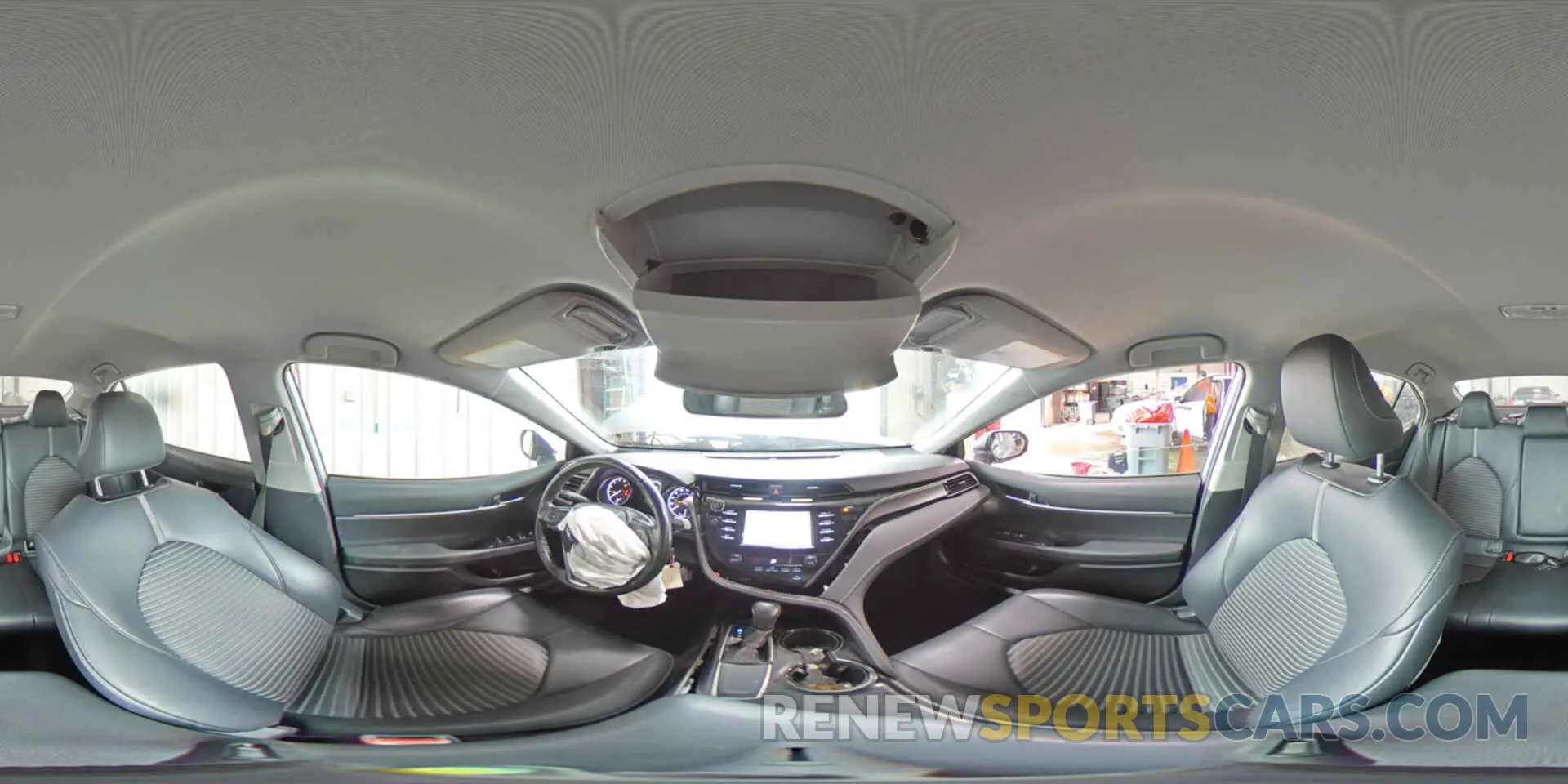 15 Photograph of a damaged car 4T1B11HK7KU720758 TOYOTA CAMRY 2019