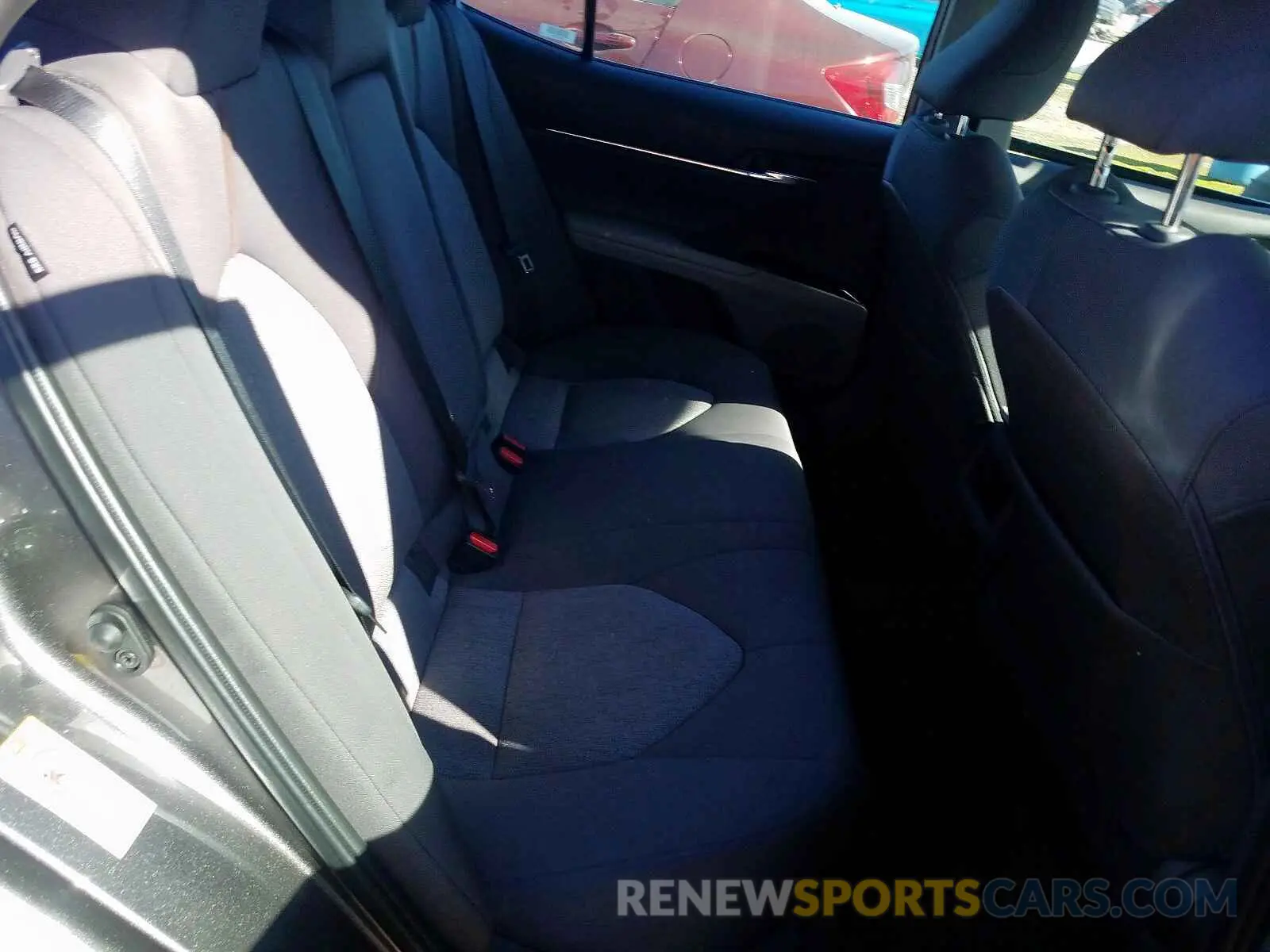 6 Photograph of a damaged car 4T1B11HK7KU728486 TOYOTA CAMRY 2019