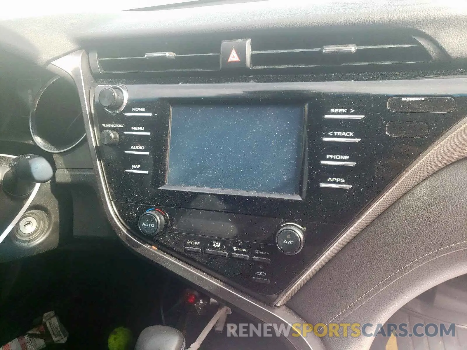 9 Photograph of a damaged car 4T1B11HK7KU734000 TOYOTA CAMRY 2019