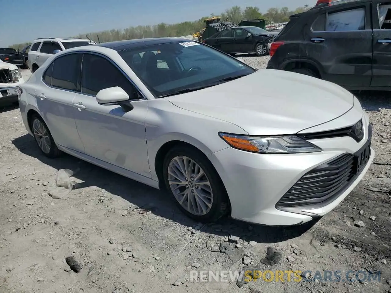 4 Фотография поврежденного автомобиля 4T1B11HK7KU734384 TOYOTA CAMRY 2019
