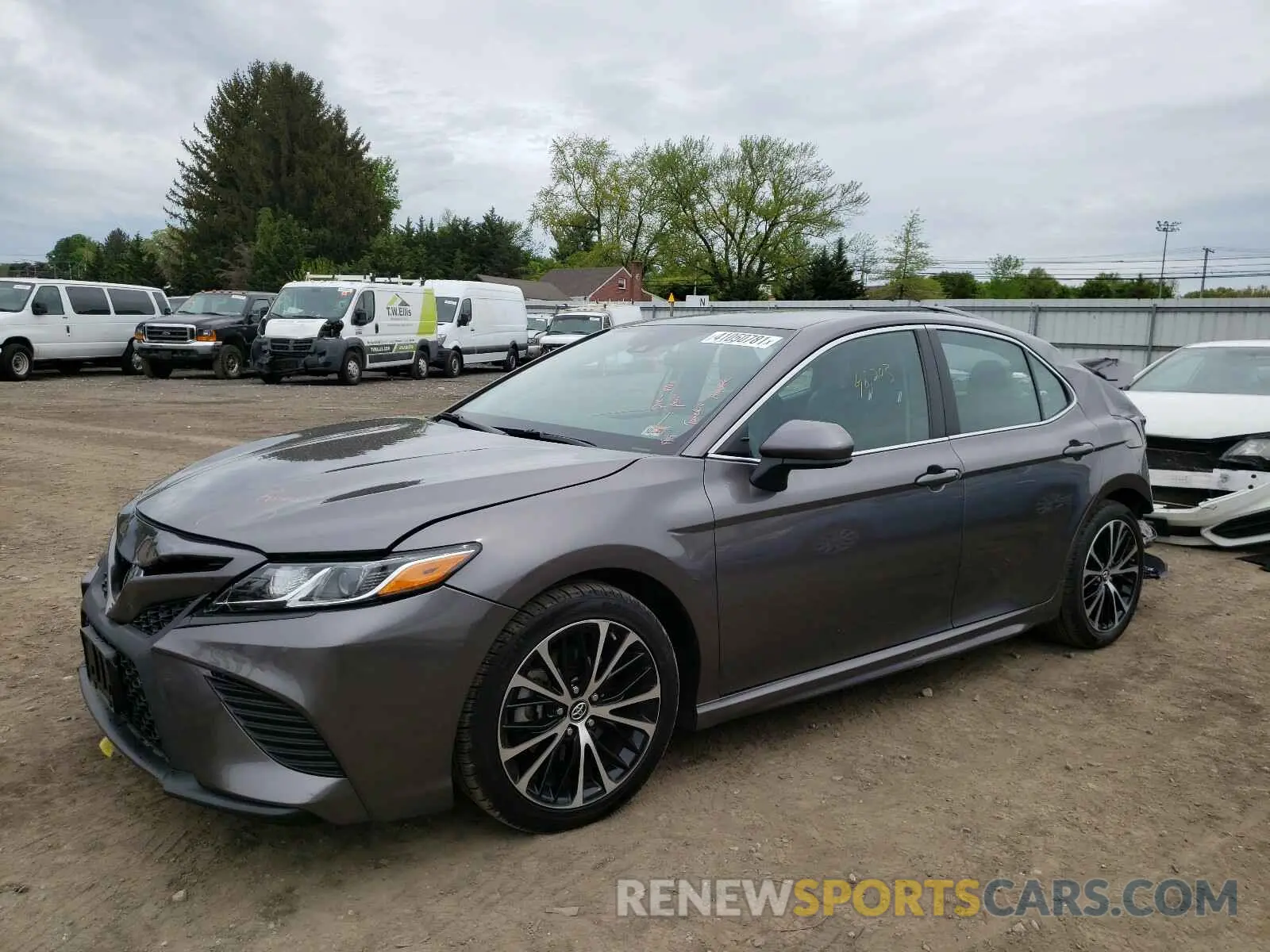 2 Photograph of a damaged car 4T1B11HK7KU736071 TOYOTA CAMRY 2019