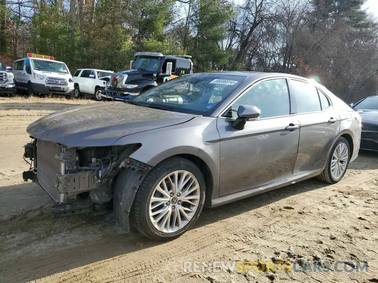 1 Photograph of a damaged car 4T1B11HK7KU743697 TOYOTA CAMRY 2019
