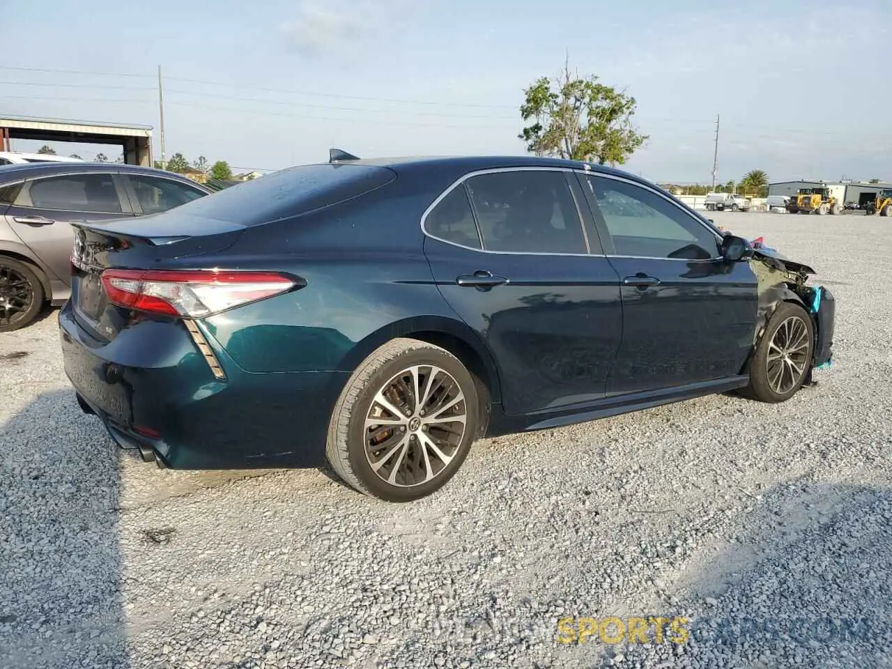 3 Photograph of a damaged car 4T1B11HK7KU749886 TOYOTA CAMRY 2019