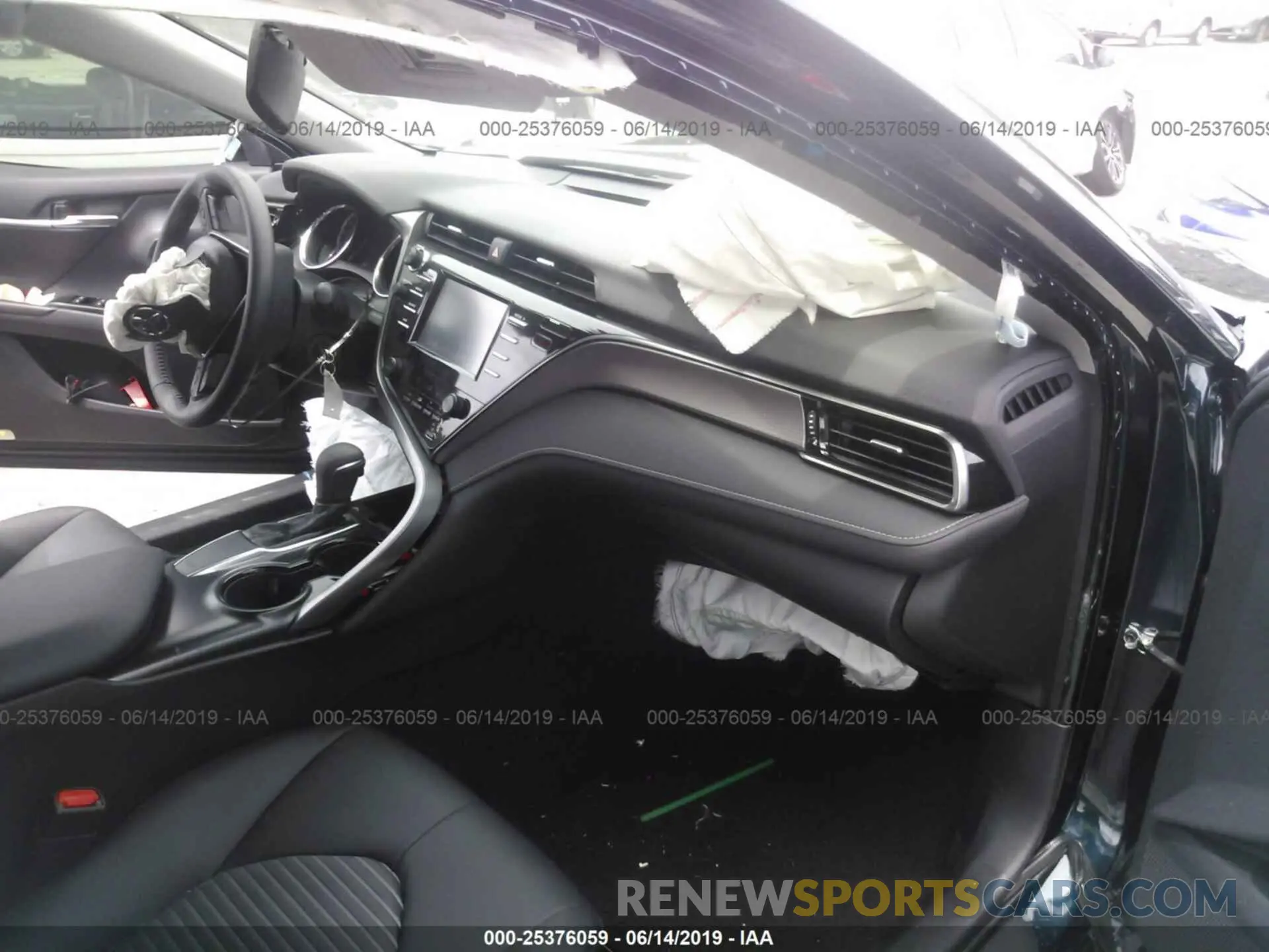 5 Photograph of a damaged car 4T1B11HK7KU765103 TOYOTA CAMRY 2019