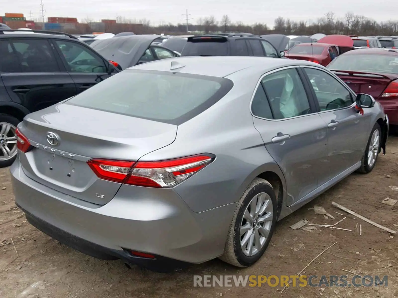 4 Photograph of a damaged car 4T1B11HK7KU765330 TOYOTA CAMRY 2019