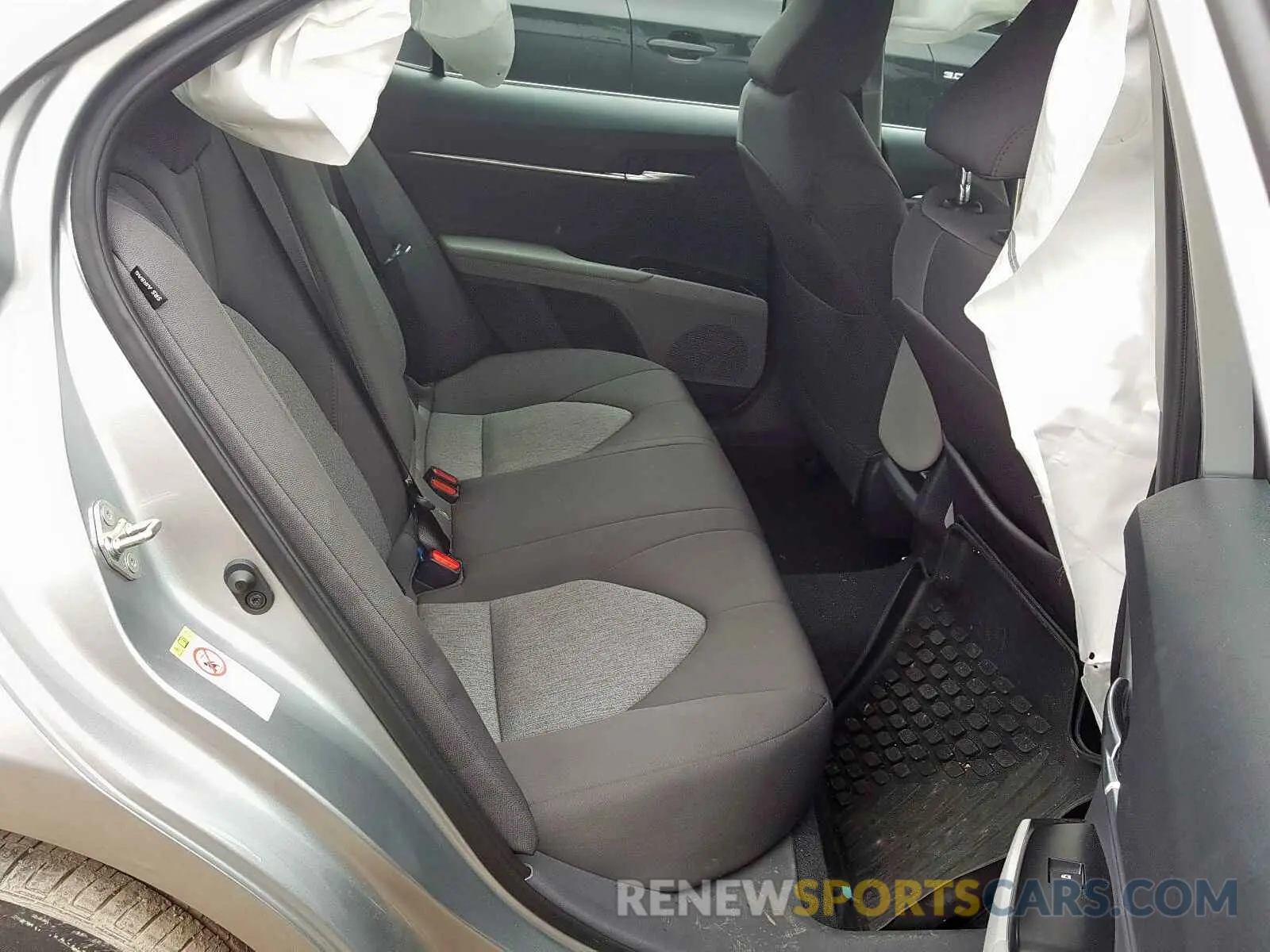 6 Photograph of a damaged car 4T1B11HK7KU765330 TOYOTA CAMRY 2019