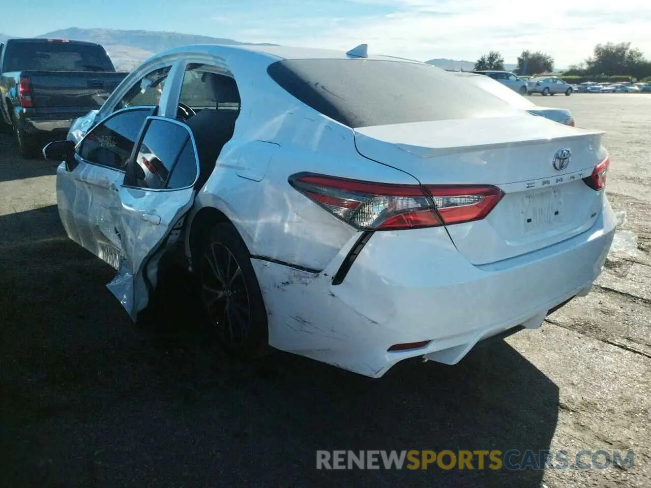 3 Photograph of a damaged car 4T1B11HK7KU770852 TOYOTA CAMRY 2019