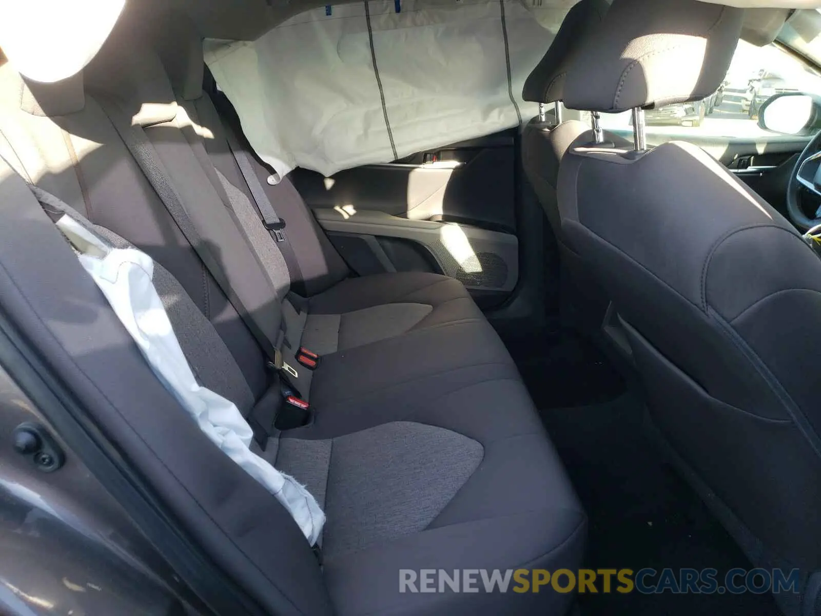 6 Photograph of a damaged car 4T1B11HK7KU777042 TOYOTA CAMRY 2019