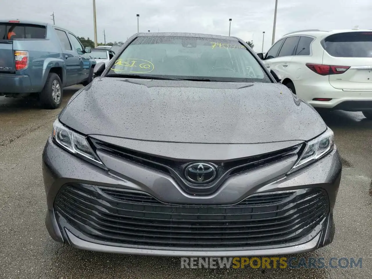5 Photograph of a damaged car 4T1B11HK7KU781026 TOYOTA CAMRY 2019