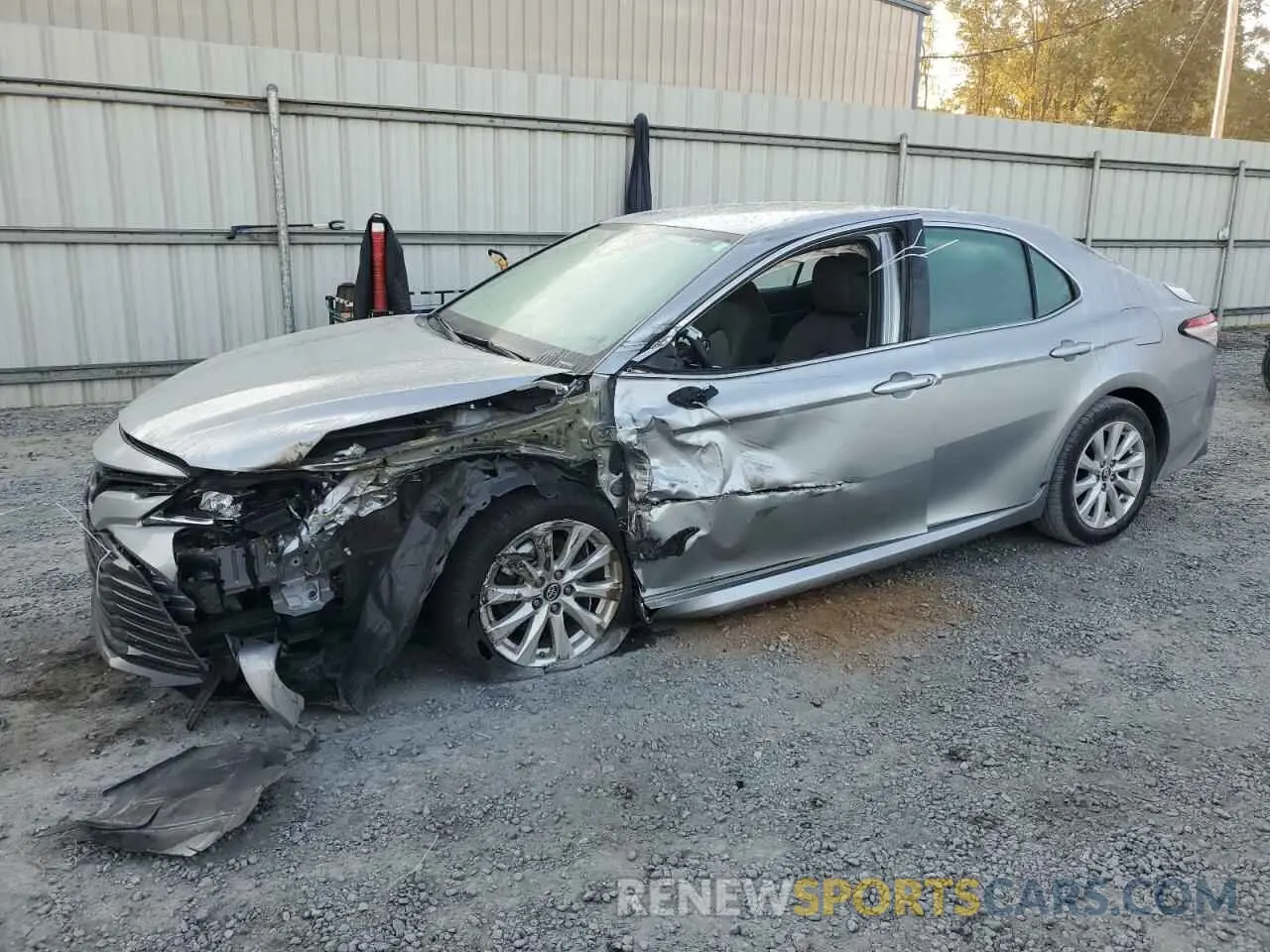 1 Фотография поврежденного автомобиля 4T1B11HK7KU781723 TOYOTA CAMRY 2019