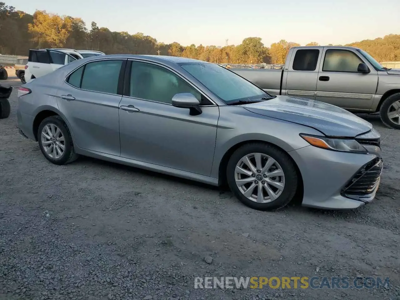 4 Фотография поврежденного автомобиля 4T1B11HK7KU781723 TOYOTA CAMRY 2019
